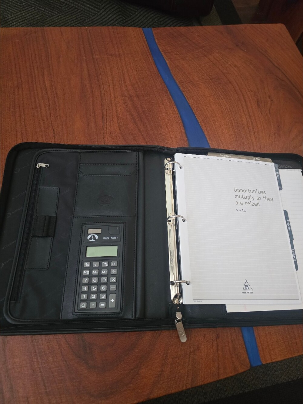 Americas Avenue Black ZipperedPadfolio with Built-in Calculator Binder Organizer